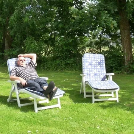 Harderdomizile - 2 アパート *